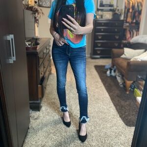 Kancan dark wash frayed ankle skinny jeans 26